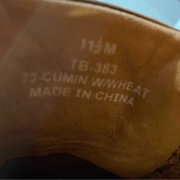 Tommy Bahama Men's Tan Leather Boat Loafer Slip On Sneaker Casual TB-383 11.5 M - Picture 6 of 6